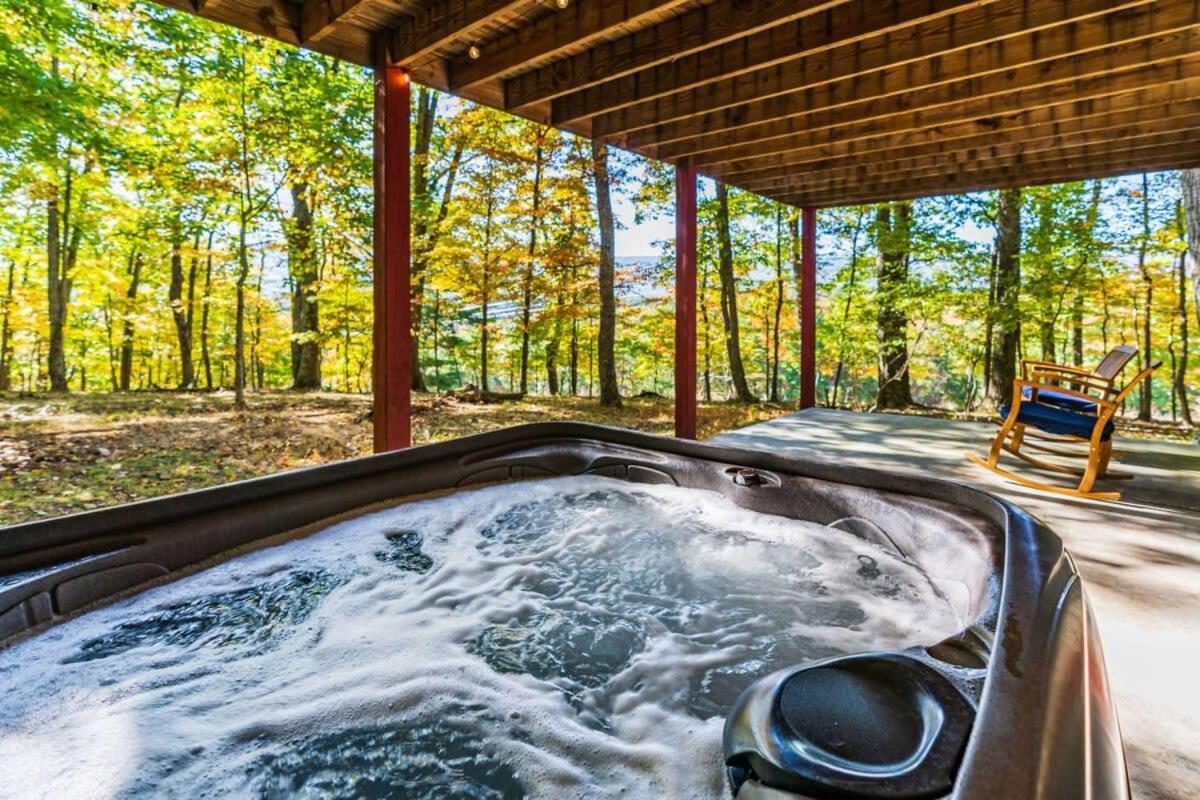 Hot Tub, Large Deck, Wifi, Fire Pit At Chalet Cabin Morton Grove Экстерьер фото