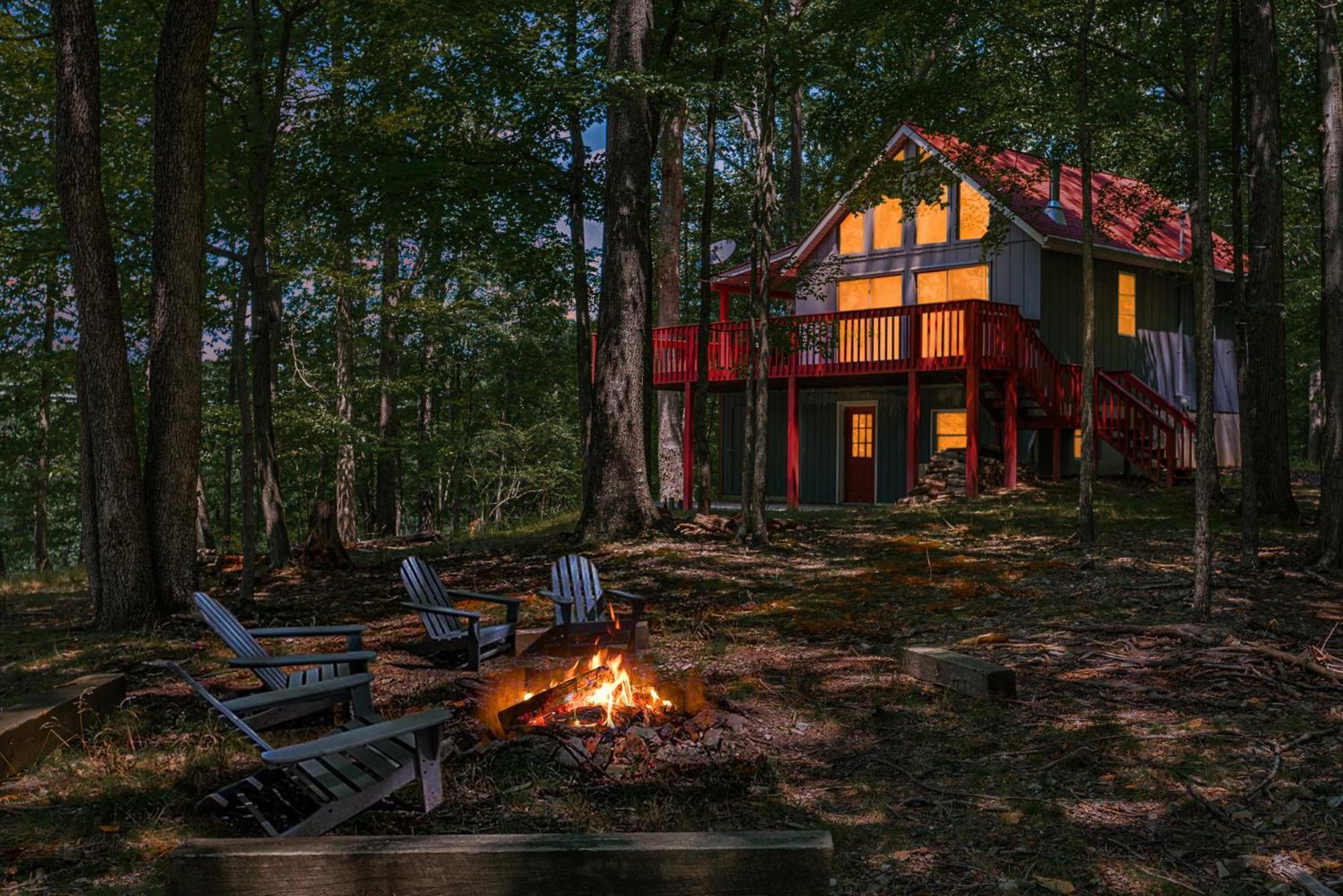 Hot Tub, Large Deck, Wifi, Fire Pit At Chalet Cabin Morton Grove Экстерьер фото